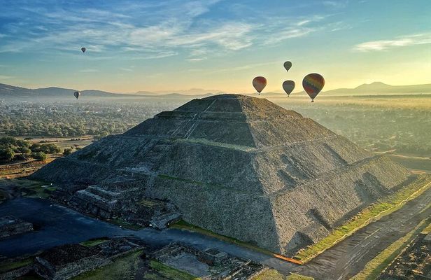 Hot Air Balloon Ride Over Teotihuacan With Guided Tour And Cave