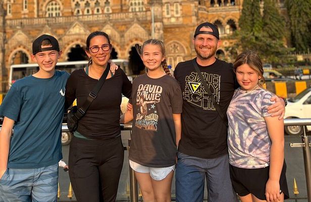 Private Sightseeing Tour of Mumbai's Iconic Sights