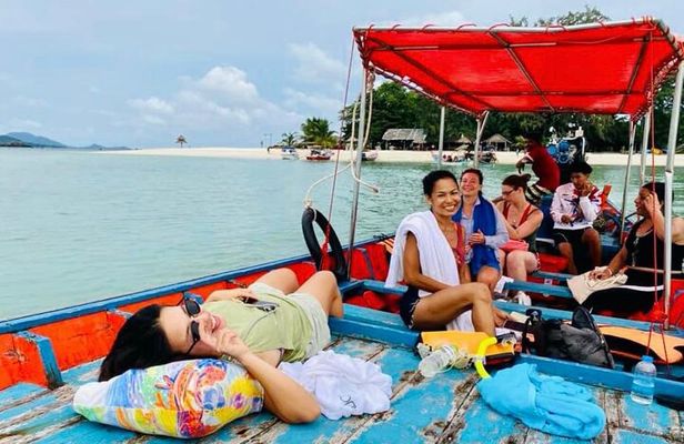 Half-Day Pig Island & Snorkeling Experience