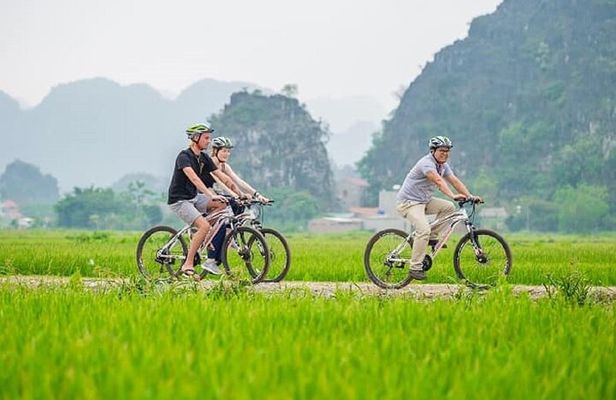 Full Day Ninh Binh - Trang An - Bai Dinh - Mua Cave & Transfer