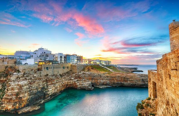 Ostuni, Cisternino Polignano Small-Group Guided Tour from Bari