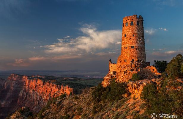 Small Group Grand Canyon Daily Tour from Flagstaff or Williams