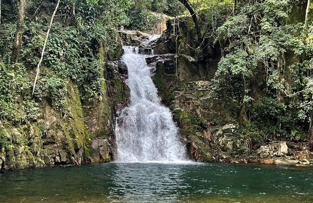 Full Day Tour of El Tigrero Waterfall and Cultural Experience