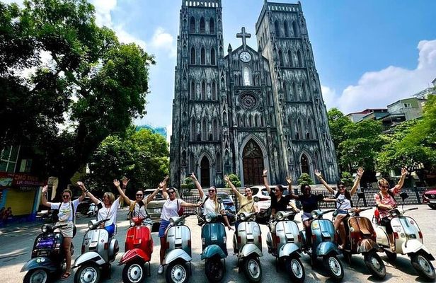 Vespa Tour HANOI MUST SEE