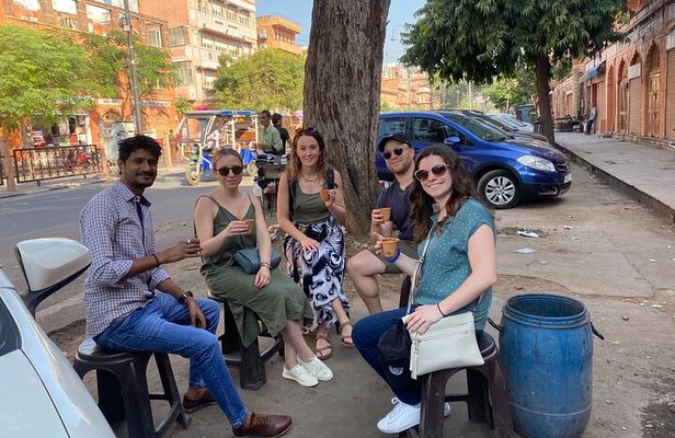 Jaipur Evening Food & market Tour: Savor the Test of the Jaipur
