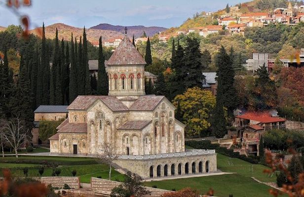 Private Tour around Kakheti, Bodbe, Sighnaghi and Telavi