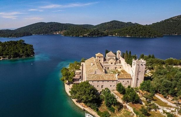 E-bike & boat - Dubrovnik to Mljet National Park