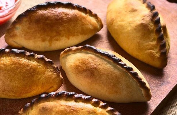 La Paz Foodie Tour with Cable Cars