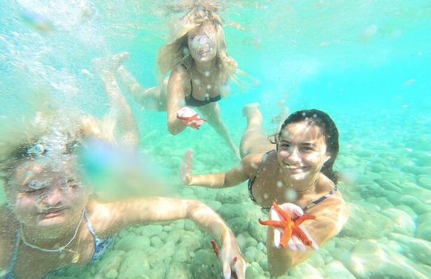 Pula Kayak Tour-Cliff jumping,snorkeling& free GoPro pictures