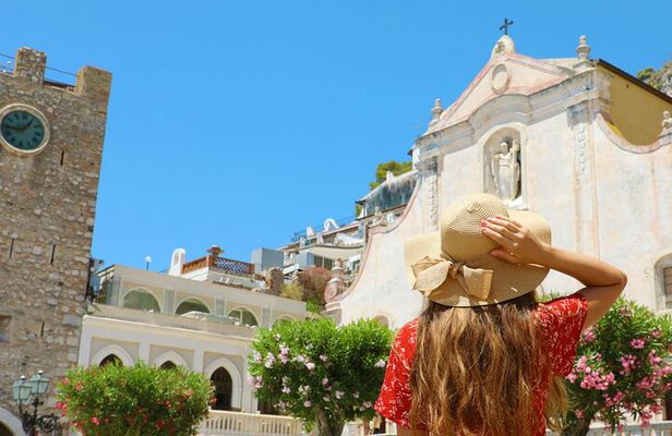 Photo Tour with Professional Private and Guided in Taormina