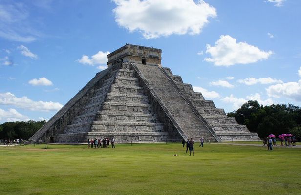 Chichen Itza, Coba, cenote Ik Kil & Tulum Semi-Private Tour
