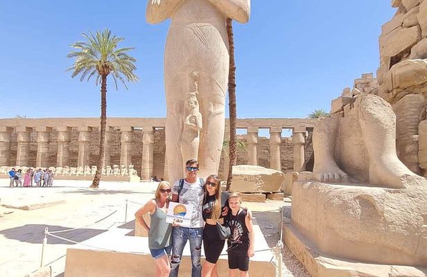 DayTrip To Luxor From Hurghada with Small Group 8 persons