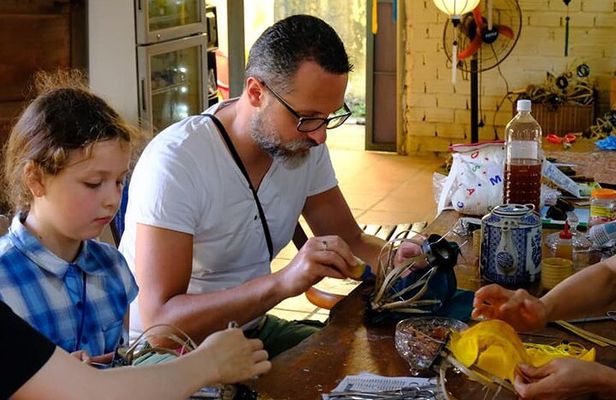 Guided Tour to Hoi An Ancient City & Lantern Making Class from Da Nang or Hoi An