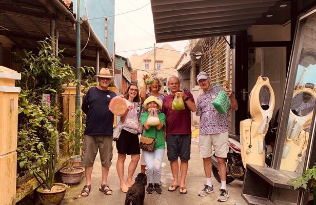 Coooking Class And Eating Tour