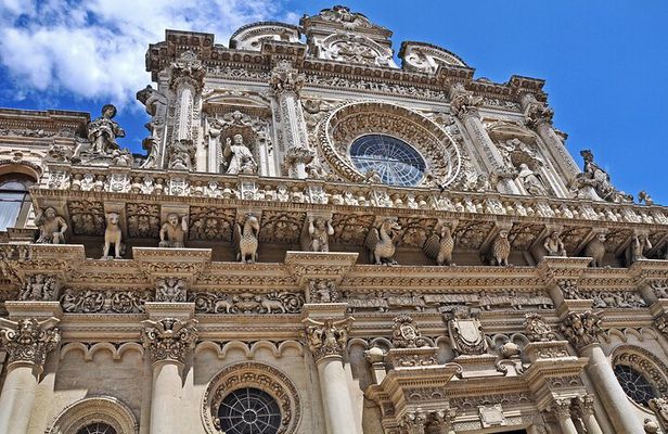 Lecce Guided Tour : Baroque City + Church Access Included