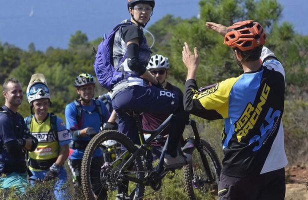 1 hour MTB course for beginners in Capoliveri