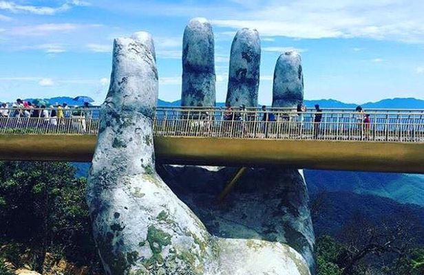 Golden Bridge Ba Na Hills & Cable Car Ride With Transfer