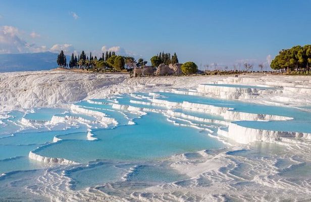 Private Pamukkale Day Tour from Istanbul by Plane