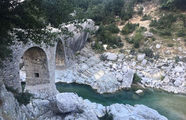 Outdoor Experience in Amantia Archeological Park & Brataj Bidge