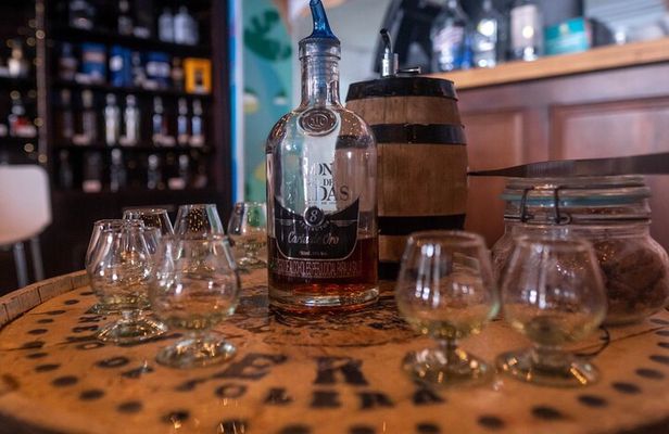VIP Experience: Rum Tasting, Colombian Chocolates in Cartagena