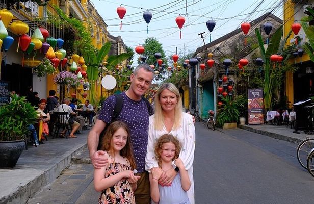 Hoi An Walking Tour & Sunset Boat Cruise on Thu Bon River ( Private Tour )