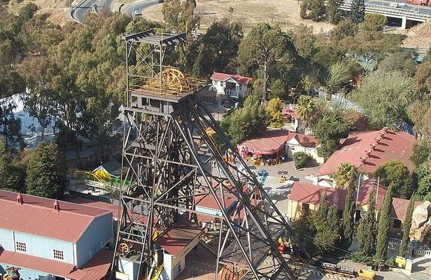Gold Mine, Apartheid Museum and Soweto - "The Big 3"