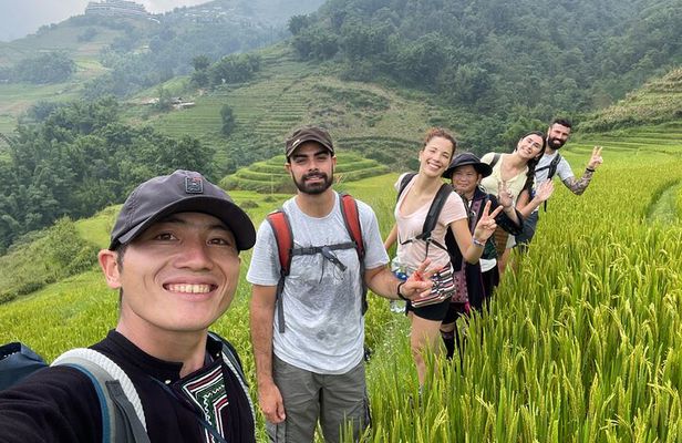 Private Trekking through Terraces Rice Fields in Sapa