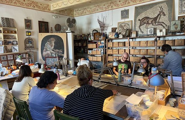 3 Hours Mosaic Workshop in Trastevere
