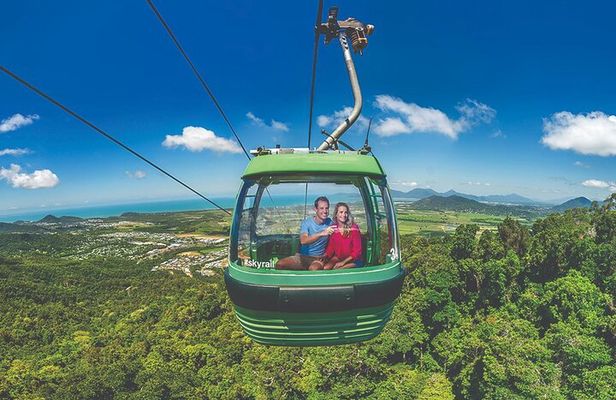 Port Douglas: Kuranda tour with Skyrail or Scenic Train