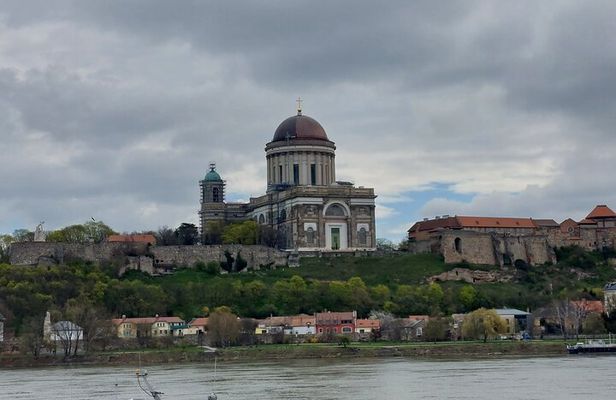Danube Bend Privately with full board