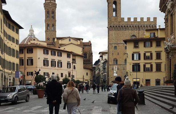 Private Tour panoramic di firenze in golf cart etuktuk+audio guid