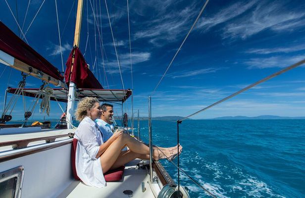 Lady Enid Sailing and Snorkeling Day Trip including Whitehaven Beach