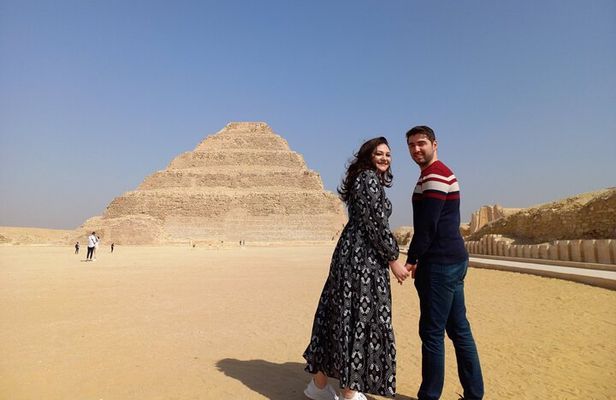 Private Tour Giza Pyramids Sphinx Sakkara and Dahshur