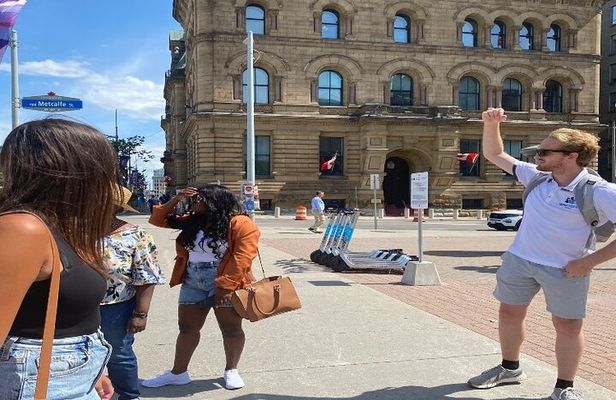 Best of Ottawa Small Group Walking Tour with Boat Cruise