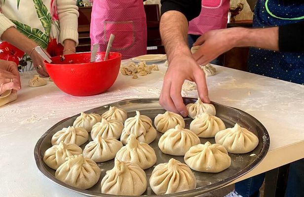 Tbilisi Food Tour in a Local Family