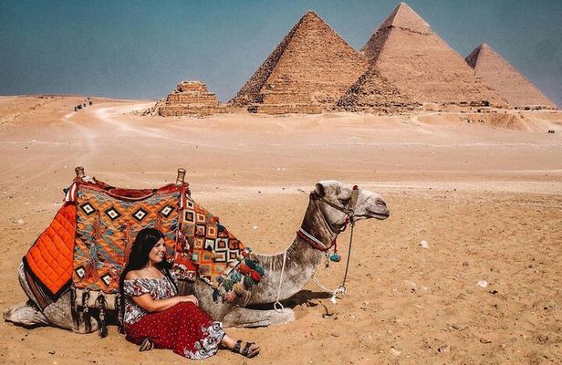 Pyramids, Museum & Old Cairo l Day Tour