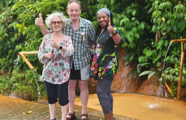 Private Fresh Water Lake, Waterfalls And Hot Springs Excursion