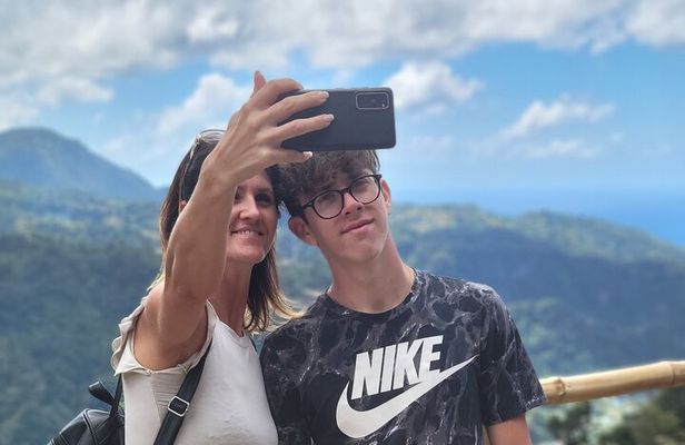 Private Fresh Water Lake, Waterfalls And Hot Springs Excursion 