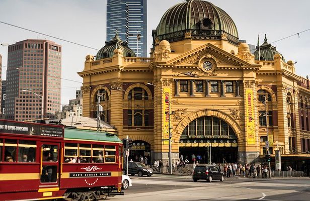 Essential Melbourne Sightseeing Tour