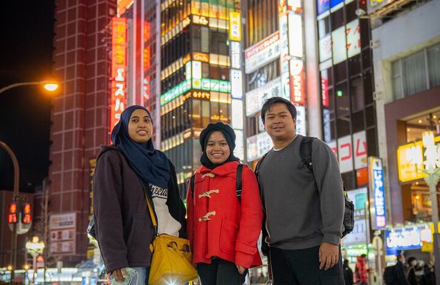 Tokyo Portrait Tour with a Professional Photographer