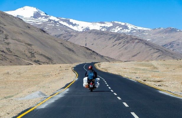 11 Days Ladakh Expedition with Lunch and Dinner