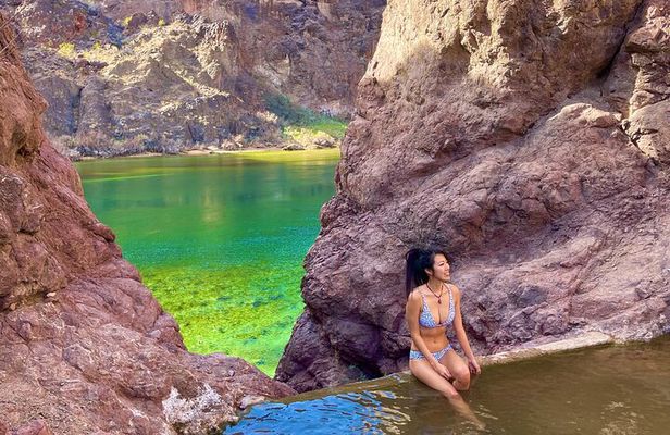 Hoover Dam Kayaking Experience