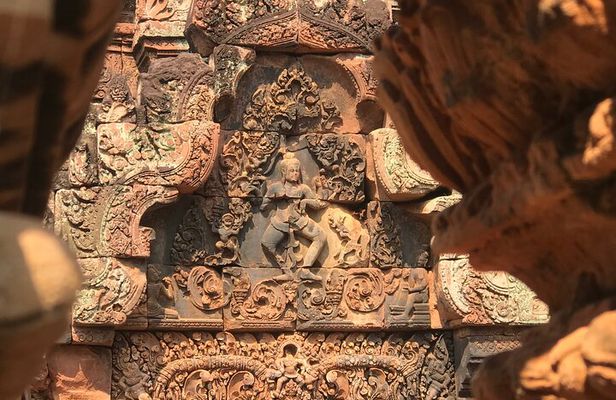 1 Day | Banteay Srei & Hidden Temple Tour