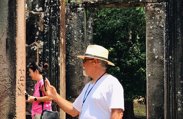 1 Day | Angkor Small Circuit & Banteay Srei Tour