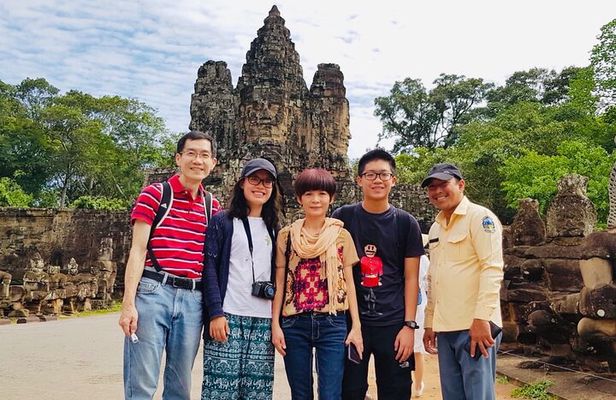 8-Day Cambodia Highlights Tour | Phnom Penh, Cambodia & Siem Reap