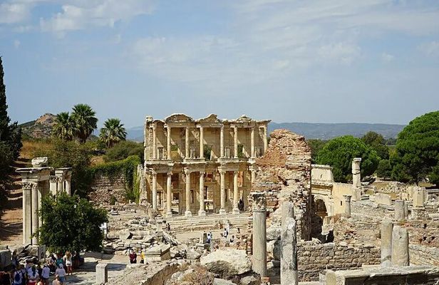 Daily Ephesus Tour by Plane from Istanbul