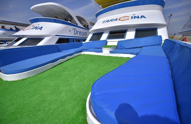 Ain Sokhna Red Sea Hotel Day Use or private Yacht from Cairo