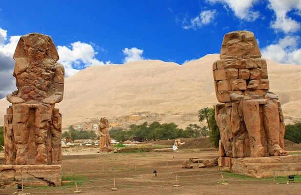 Full-day East and West Bank tour with lunch from Luxor