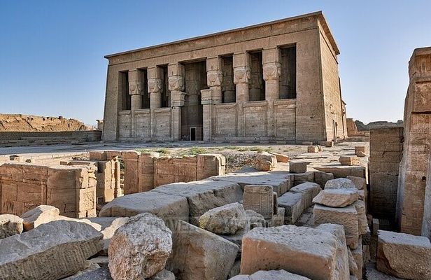 Private Half Day Tour to Dendara Temple from Luxor