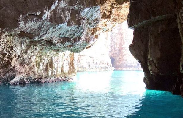 Blue Cave & Lady of the Rocks 3 hrs private tour (up to 8 pax)